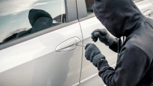 جلوگیری از سرقت خودرو و محتویات داخل